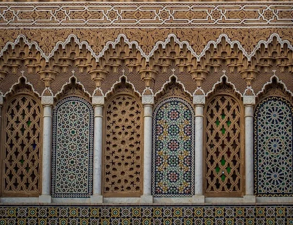 Zellige fassi traditionnel à Fès